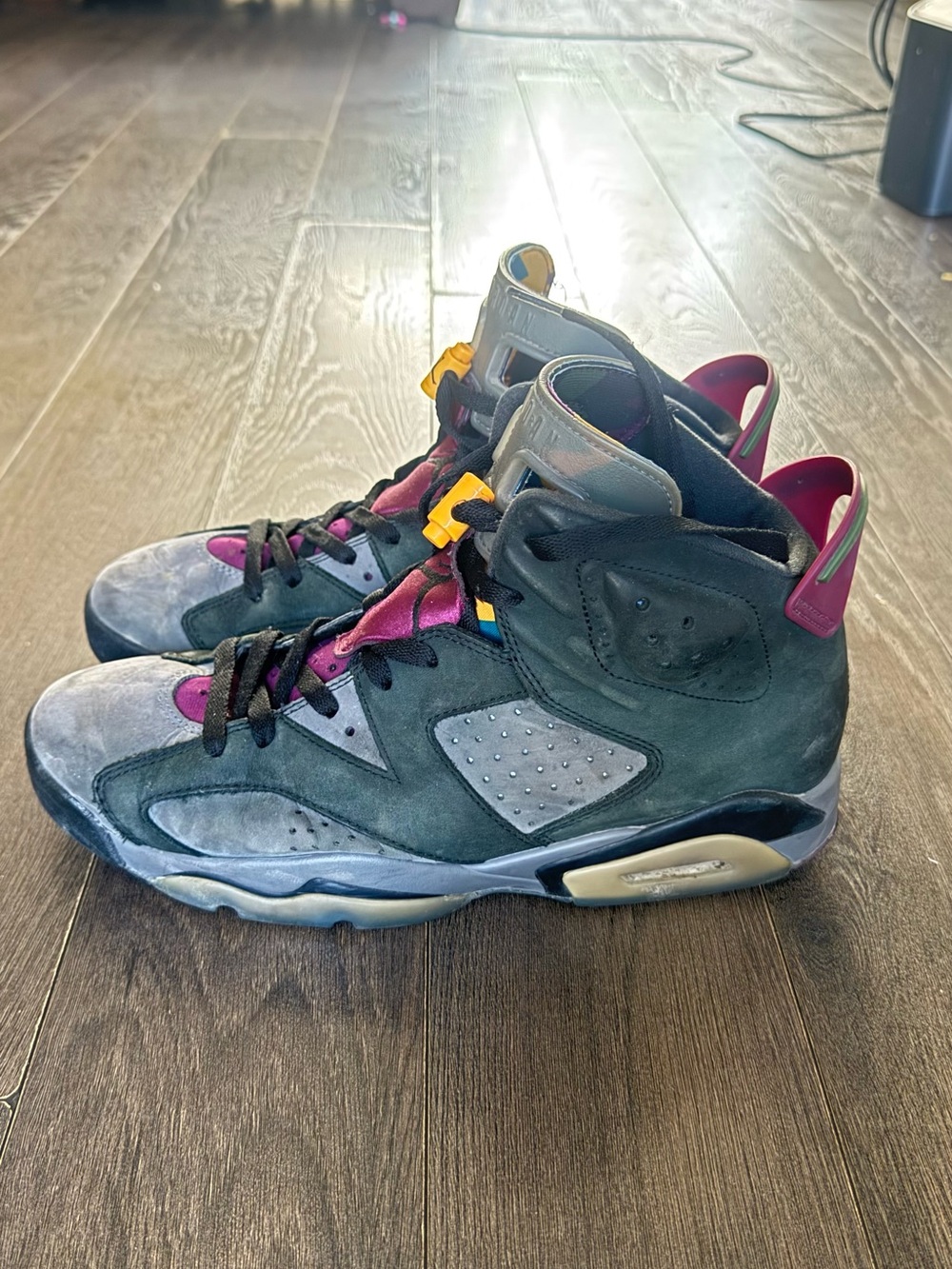 Jordan Men’s Bordeaux 6s